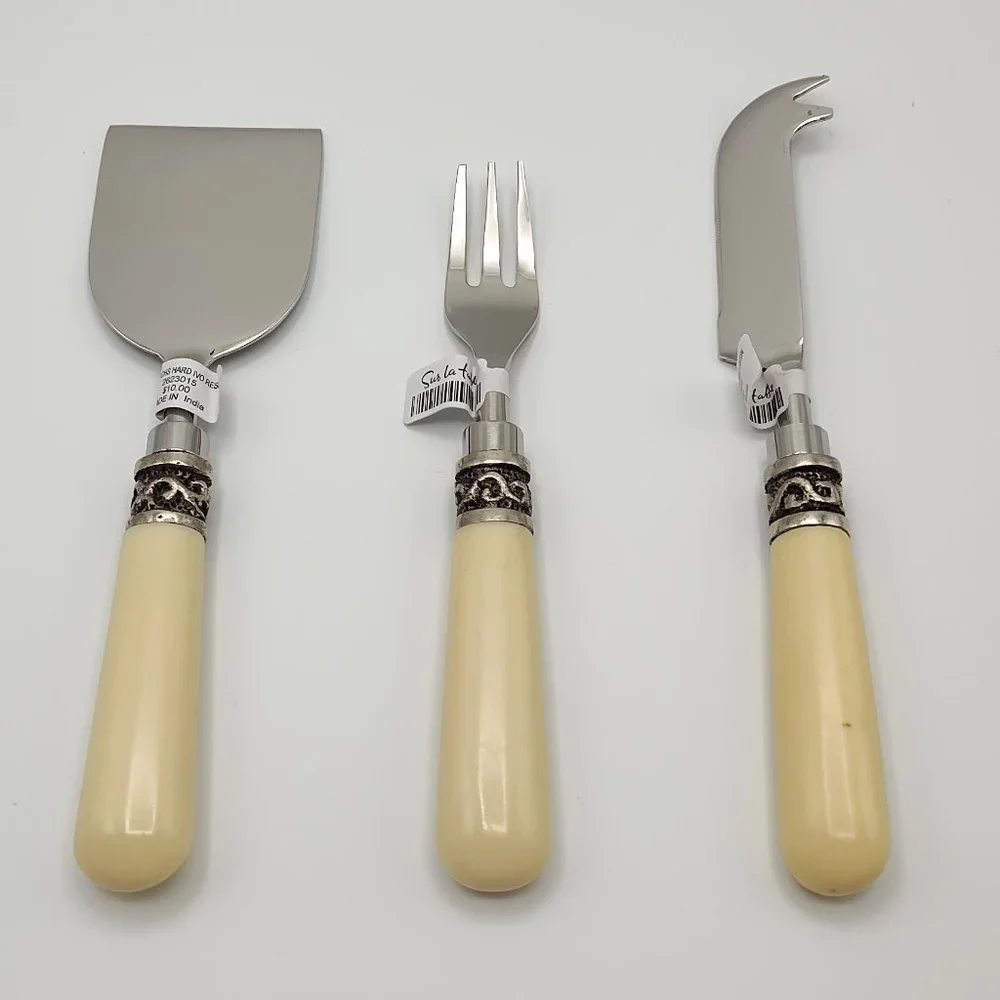 Sur La Table 3 Piece Ivory Resin Utensil Set for Cheese or Charcuterie Board New